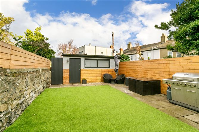 8 Dromard Terrace, Sandymount, Dublin 4