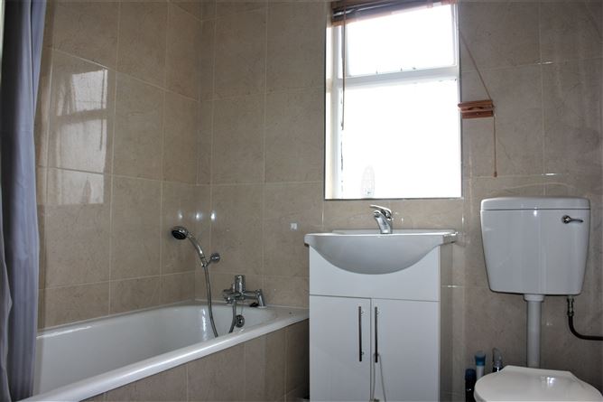 26 Coscorrig Crescent, Loughrea, Galway