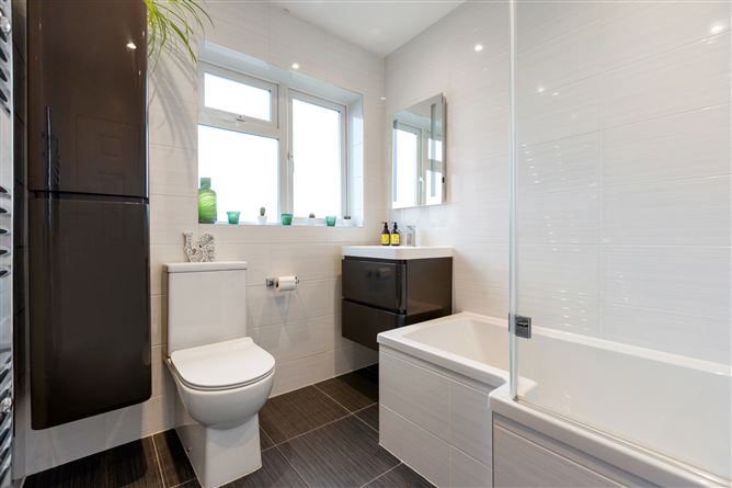 14 Broadford Drive, Ballinteer, Dublin 16