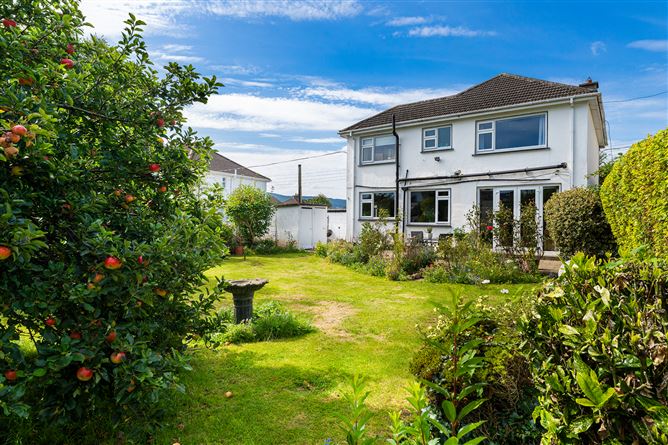 37 Willow Road, Dundrum, Dublin 16
