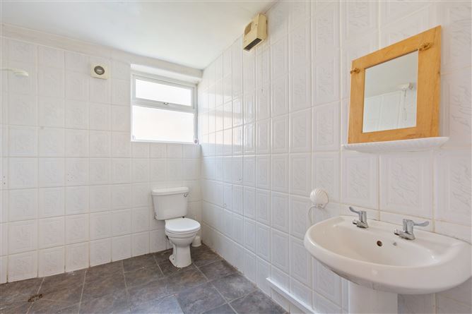 73 Lismore Road, Crumlin, Dublin 12