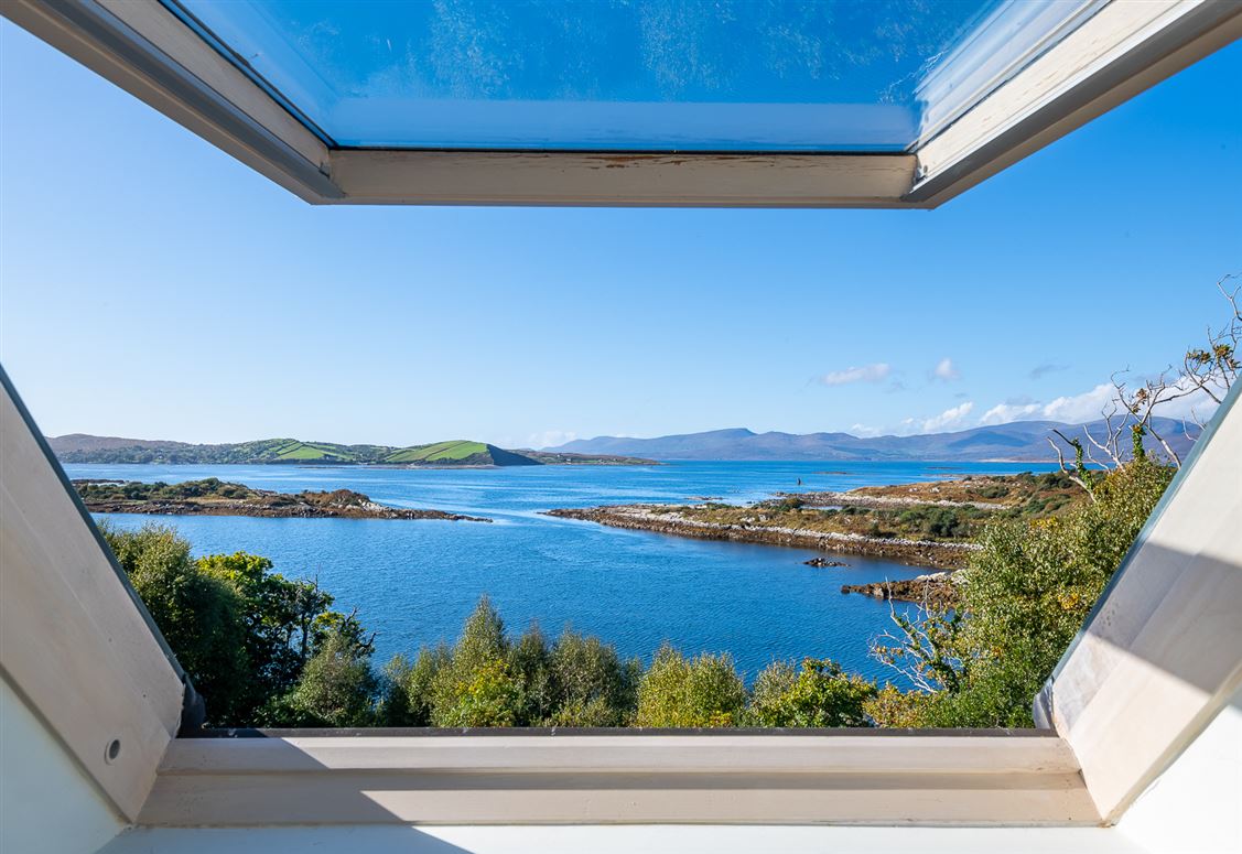 Cove Lodge, Coolownig, Lauragh, Kenmare, Co. Kerry Cove Lodge, Coolownig, Lauragh, Kenmare, Co. Kerry