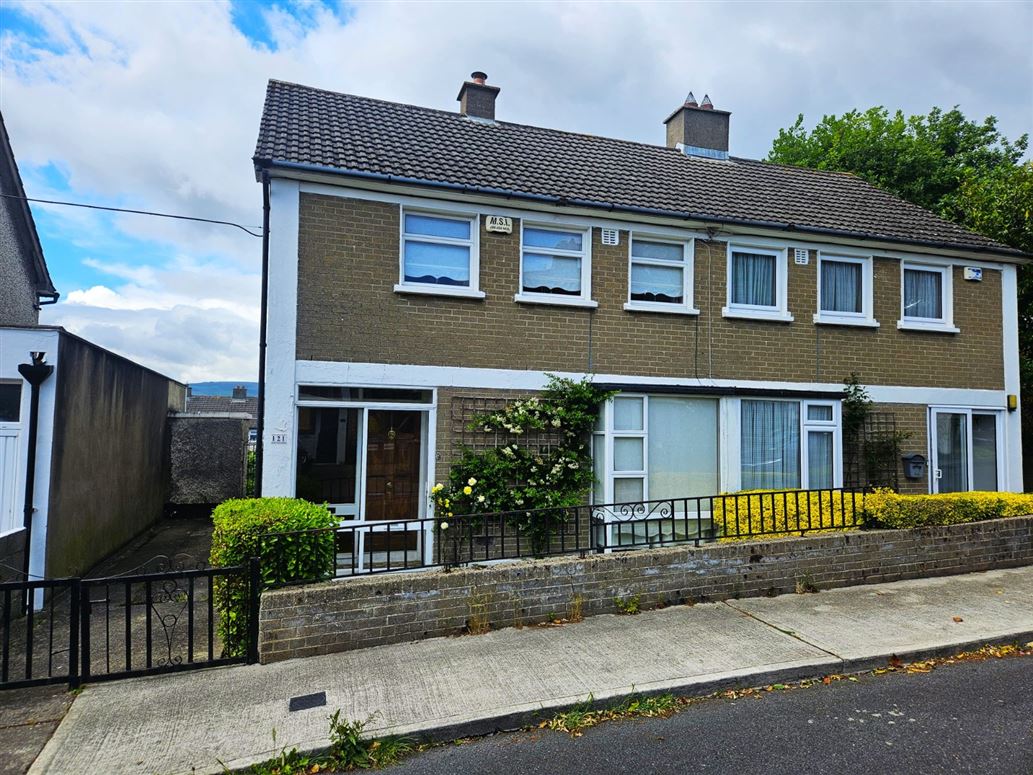 121 Oakton Park, Ballybrack, Co. Dublin