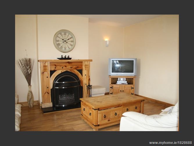 No.2 Meadow Farm, Cloyne, Co. Cork