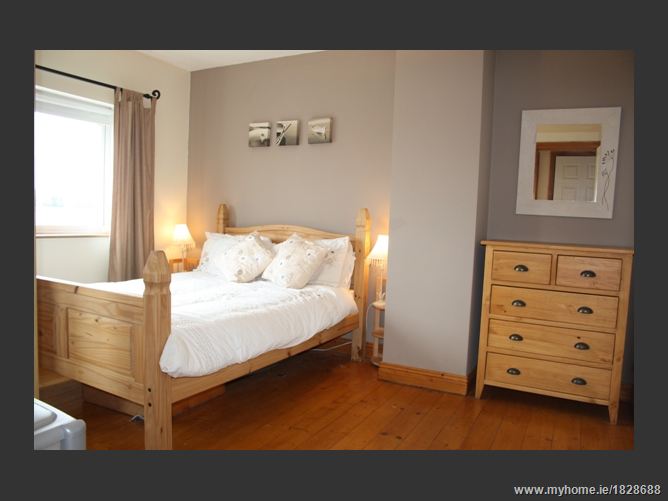 No.2 Meadow Farm, Cloyne, Co. Cork