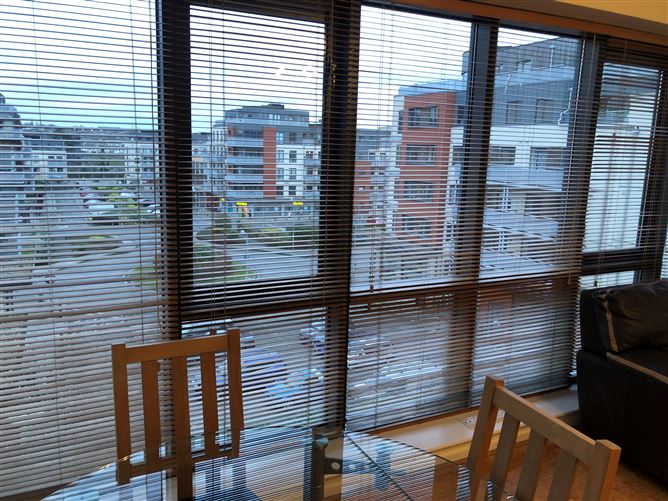 Compass Court South, Royal Canal Park, Dublin 15, Dublin
