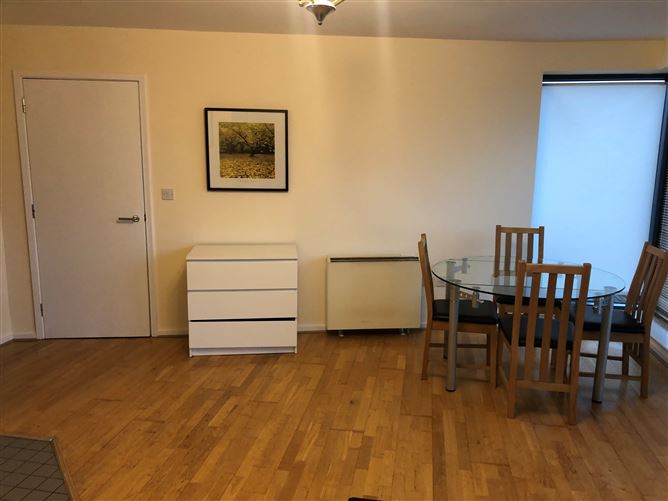 Compass Court South, Royal Canal Park, Dublin 15, Dublin
