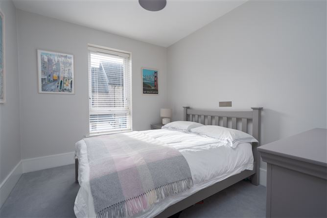 40 The Terrace Robswall, Malahide, County Dublin