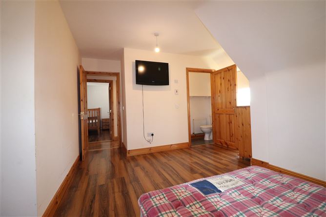 84 Inis Cealtra, Ballina, Tipperary
