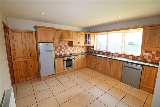84 Inis Cealtra, Ballina, Tipperary