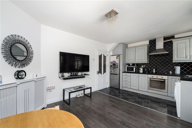 17 Faussagh Avenue, Cabra, Dublin 7