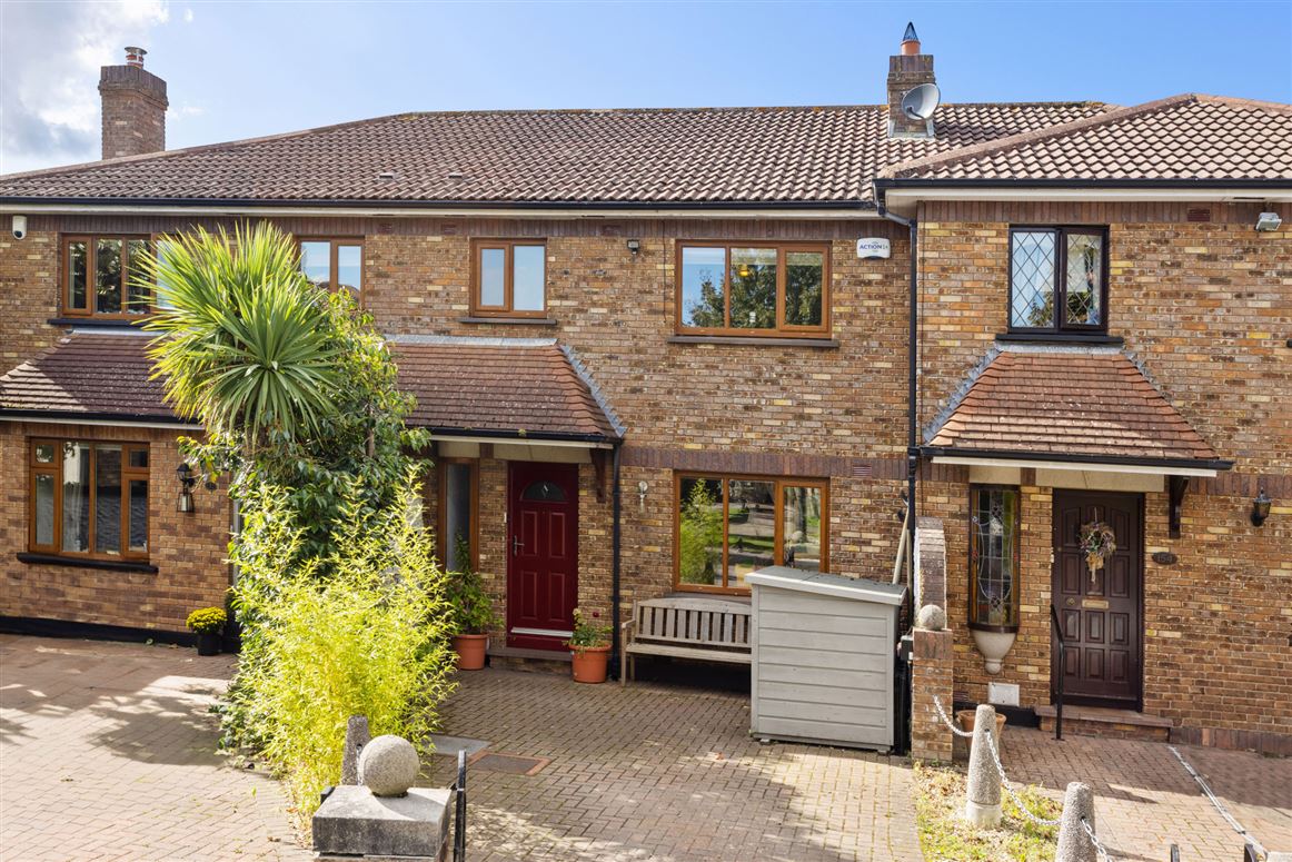 153 Holywell, Kilmacud, Dublin 14