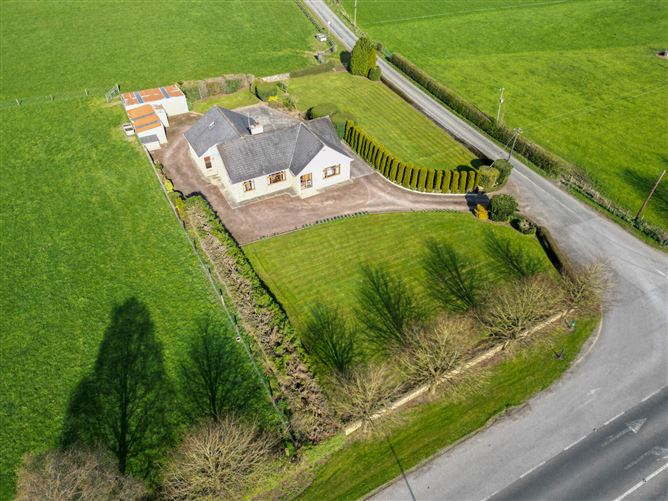 https://photos-a.propertyimages.ie/media/8/8/6/4919688/e81fa4c8-58d8-4028-8c07-b9eba944206e_l.jpg