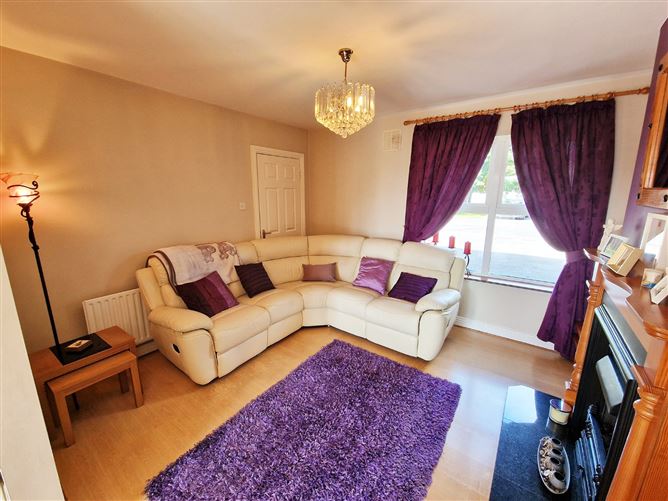 80 Sycamore Close, Sixmilebridge, Co. Clare