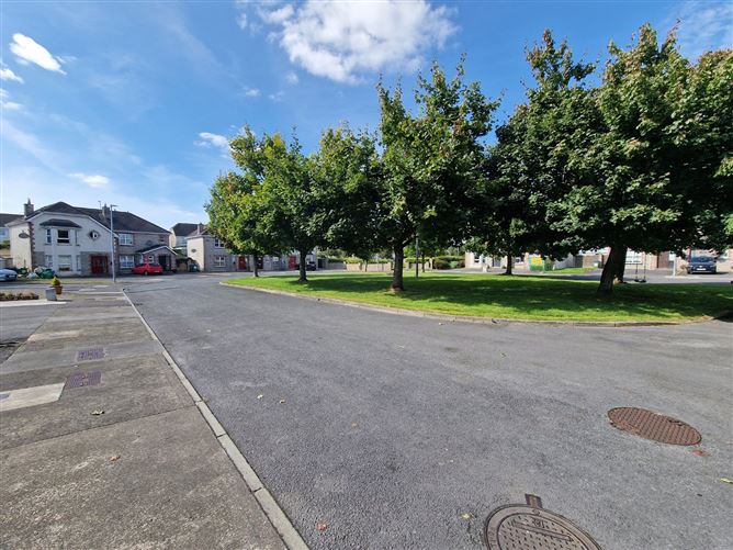 80 Sycamore Close, Sixmilebridge, Co. Clare