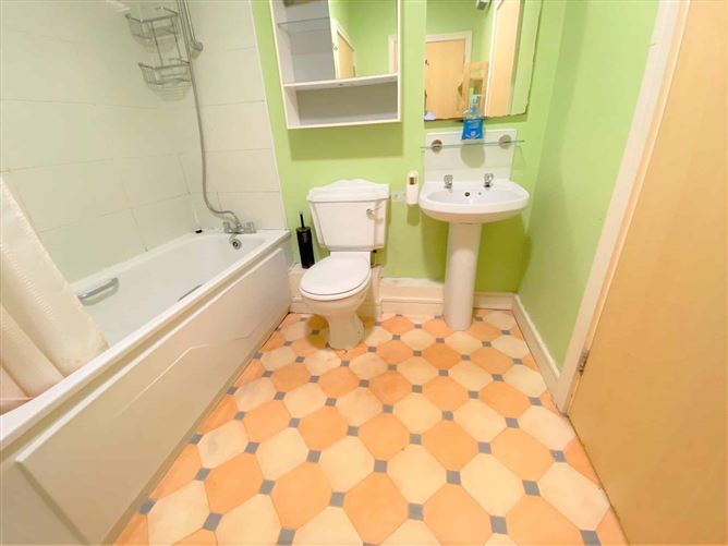 Marlfield Terrace, Tallaght, Dublin 24