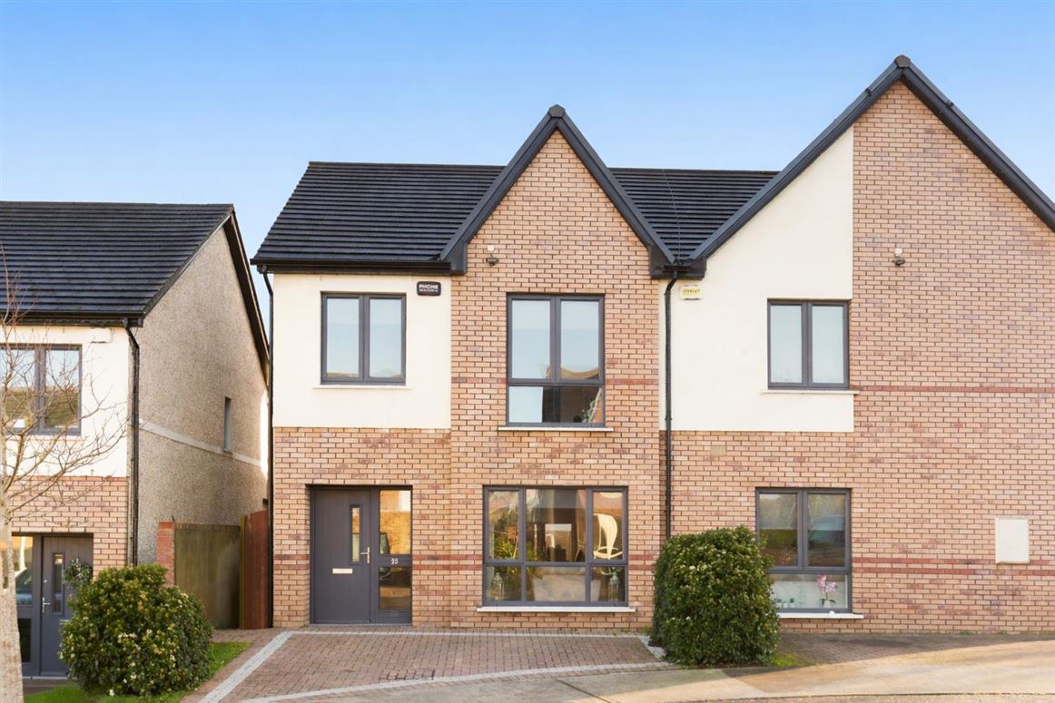 25 Elder Heath View, Kiltipper, Dublin 24