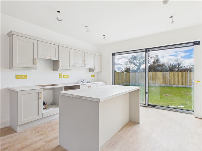 13 Moinear Na Darach, Quin, Clare