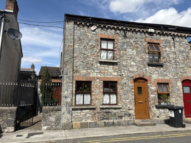 4 The Square, Lucan, Dublin