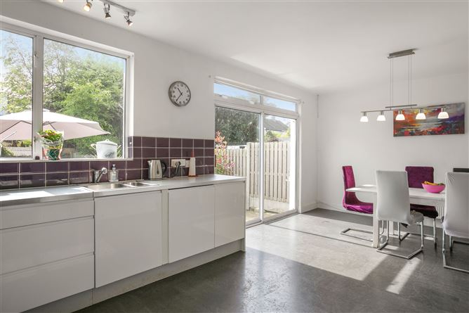 50 Wyattville Park, Loughlinstown, Dublin 18