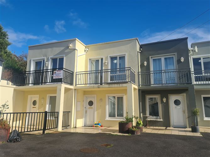 Ref 1112 - 1 Centre Point Mews, Waterville, Kerry