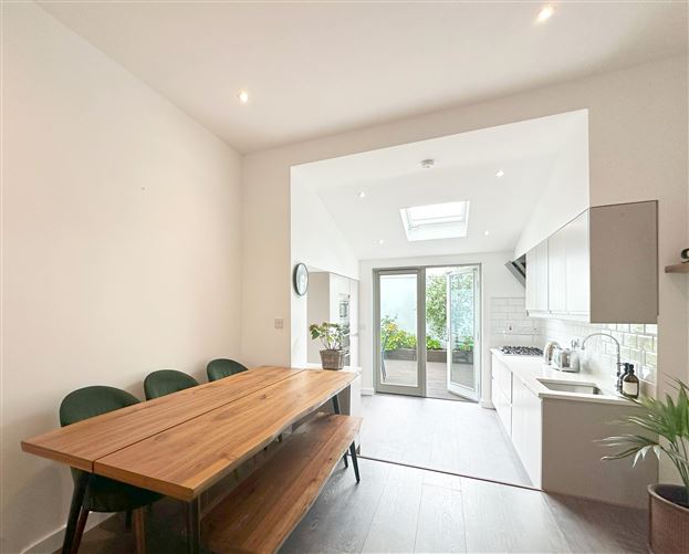 8 Fairview Strand, Fairview, Dublin 3