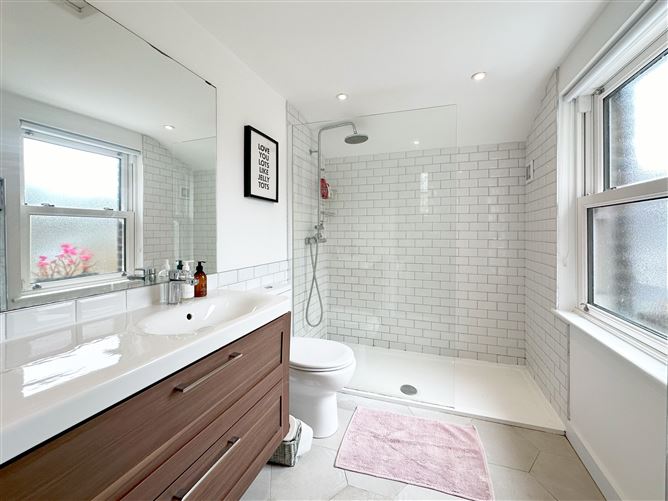 8 Fairview Strand, Fairview, Dublin 3
