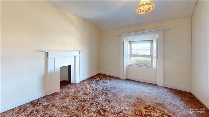8 Priory Street, New Ross, Co. Wexford
