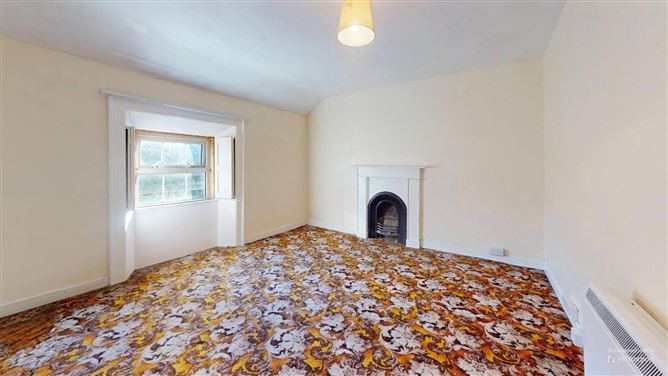 8 Priory Street, New Ross, Co. Wexford