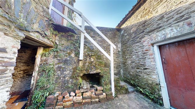 8 Priory Street, New Ross, Co. Wexford