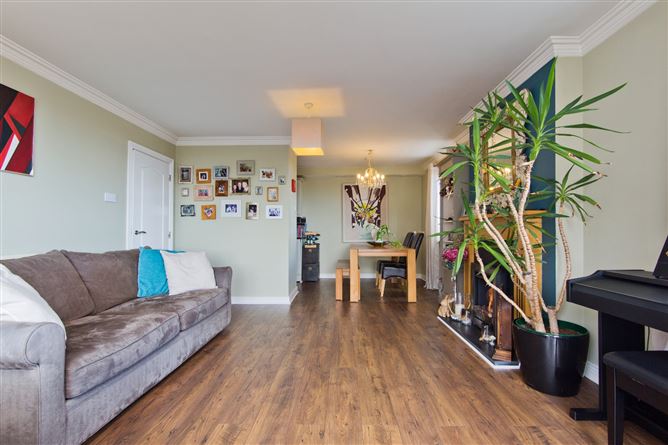 14 Granite Court, Stepaside Park, Dublin