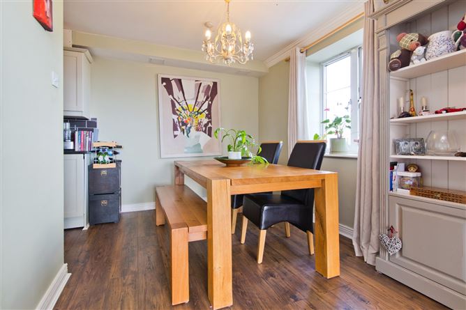 14 Granite Court, Stepaside Park, Dublin