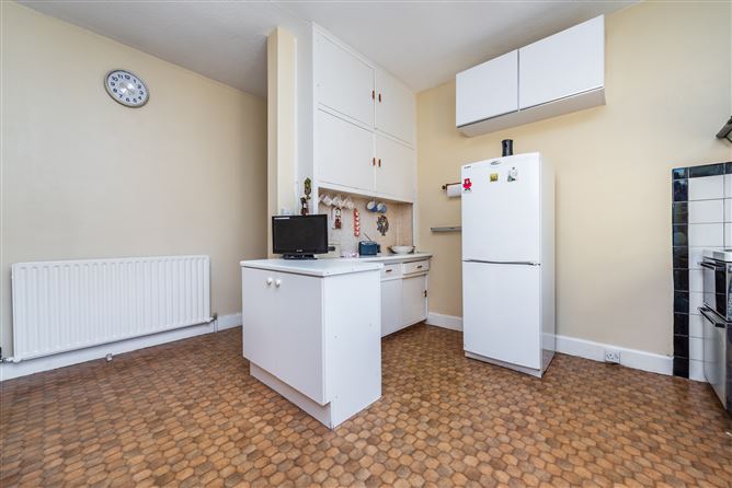 18 Moore Park, Newbridge, Co. Kildare