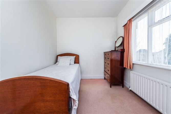 18 Moore Park, Newbridge, Co. Kildare