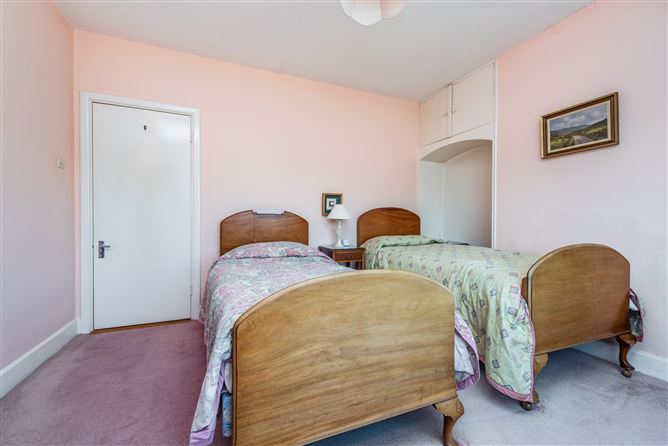 18 Moore Park, Newbridge, Co. Kildare