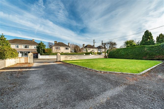 18 Moore Park, Newbridge, Co. Kildare