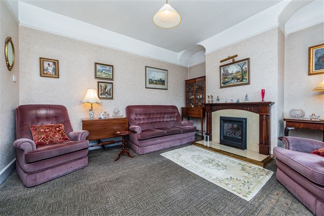18 Moore Park, Newbridge, Co. Kildare