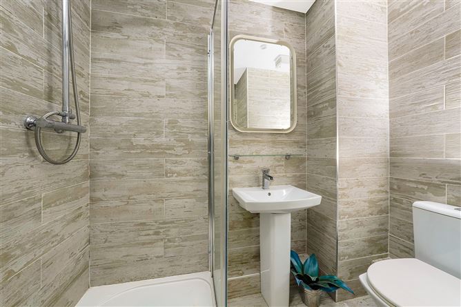 La Rochelle, Christchurch, Dublin 8