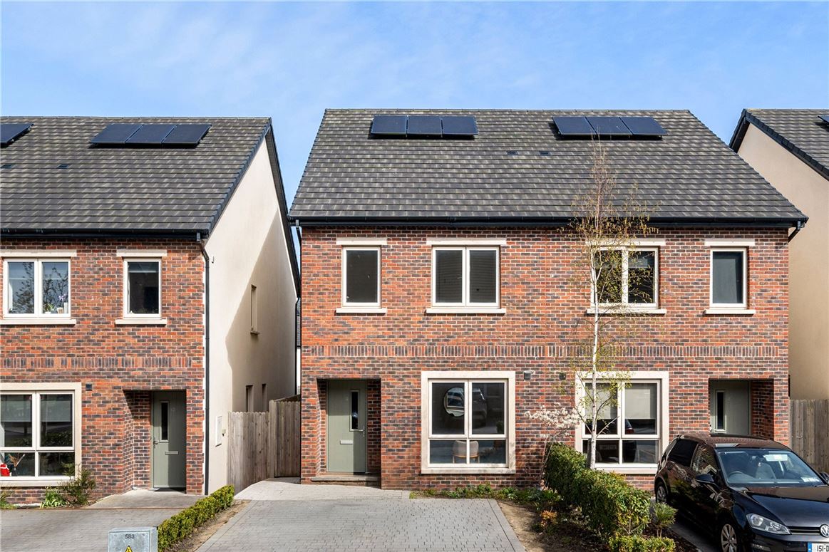 9 Shackleton Heath, Lucan, Co. Dublin