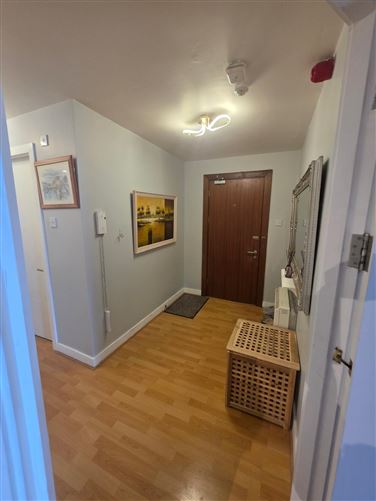 No 44 Les Buissonnetts , Sweetmans Ave, Frascati Rd ,Blackrock Co Dublin , Blackrock, Dublin
