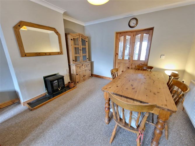 5 The Crescent, Ennis, Co. Clare