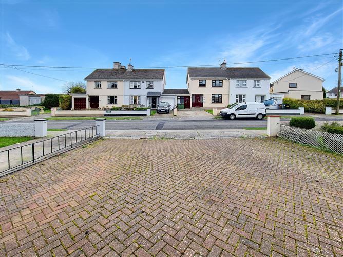5 The Crescent, Ennis, Co. Clare