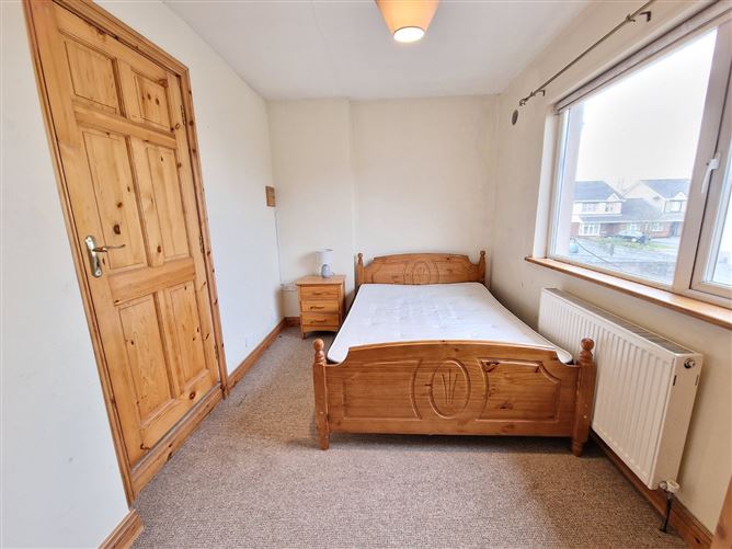 5 The Crescent, Ennis, Co. Clare