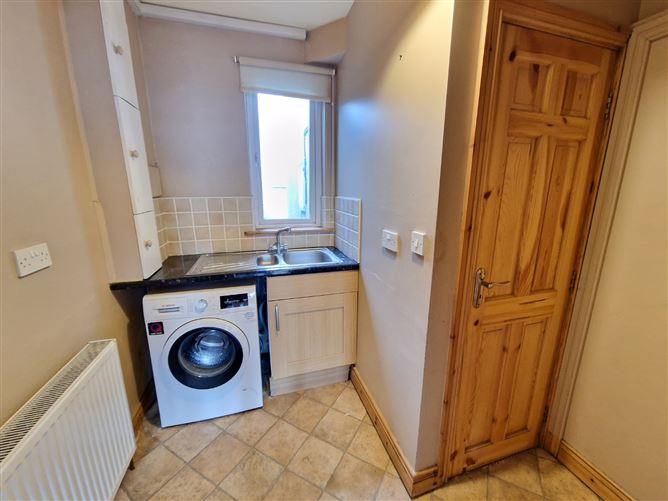 5 The Crescent, Ennis, Co. Clare