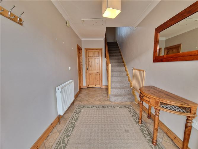 5 The Crescent, Ennis, Co. Clare