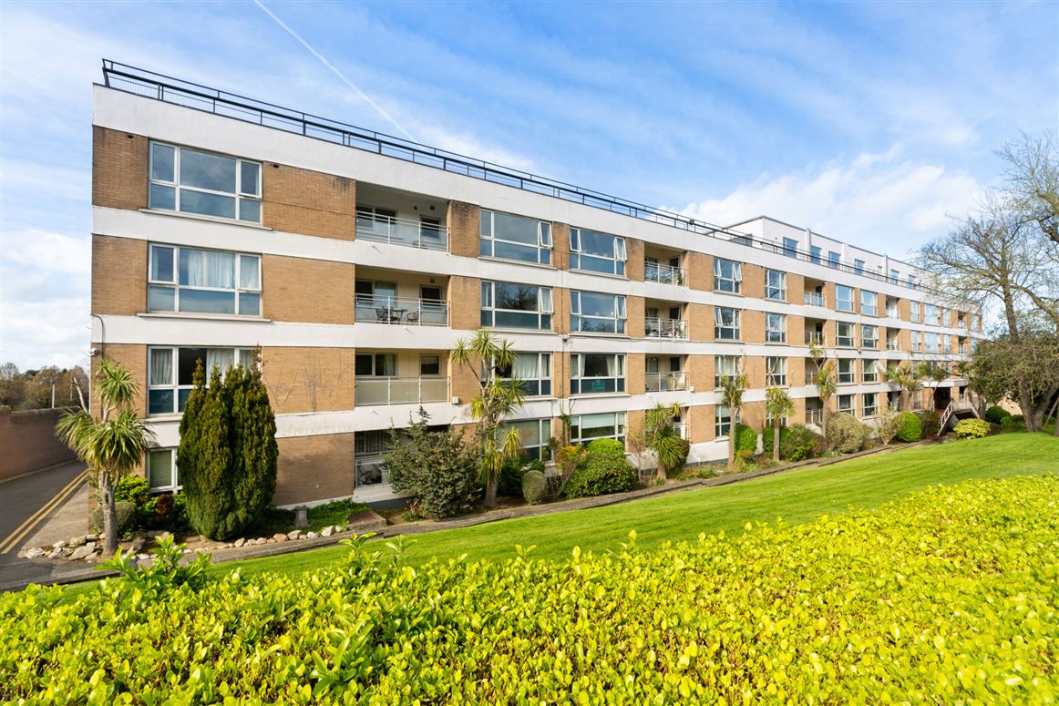 19 Ashurst, Mount Merrion Avenue, Blackrock, Co. Dublin