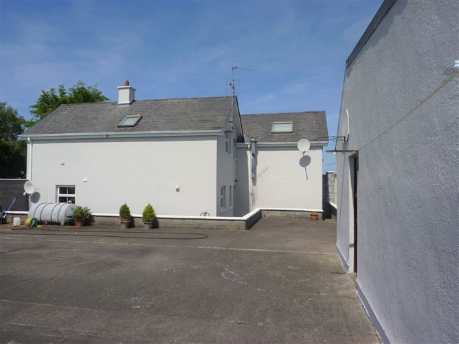 Ardoley Lodge, Ardoley, Westport, Co. Mayo