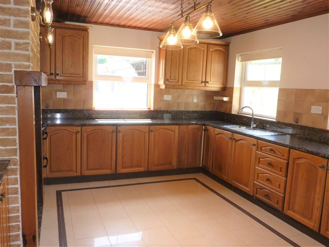 Ardoley Lodge, Ardoley, Westport, Co. Mayo