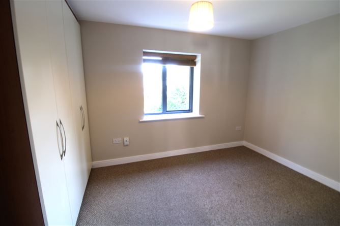 42 Phibblestown House, Clonee,   Dublin 15