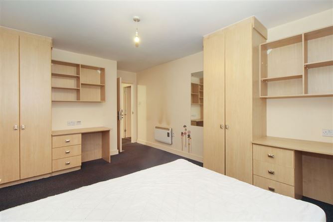 Apartment 15, Inish House,, Athlone East, Westmeath